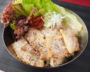 サムギョプサル丼