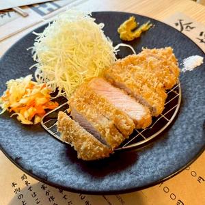ロースカツ