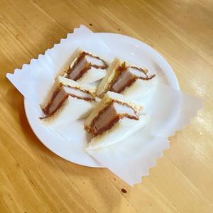 三元豚ロースカツサンド
