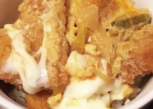 カツ丼 Pork Cutlet Rice Bowl