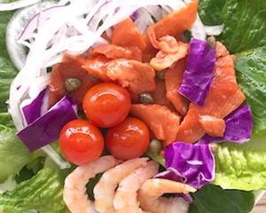 《スペシャルシーフード》 エビとサーモンのカリブstyleボウル Seafood Caribbean Salad Bowl