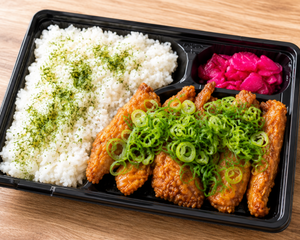 香味ねぎたっぷり油淋鶏弁当