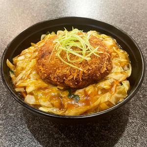 台湾メンチカツ丼【惣菜・弁当グランプリ2024奨励賞】