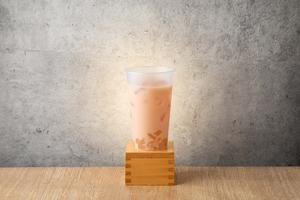 わらび餅茶屋 桃烏龍ミルク(甘味×わらび餅)
