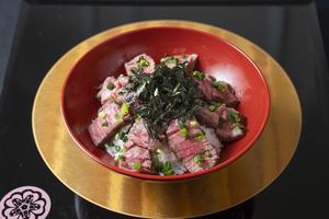 【数量限定】三河牛シャトーブリアン丼(漬物付き)