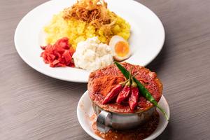 激辛！チリチリ鶏のチリチリ赤カリー