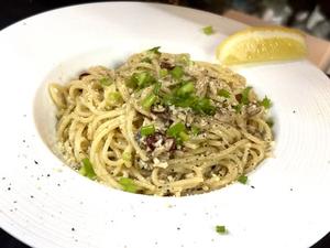 アンチョビペペロンチーノパスタ