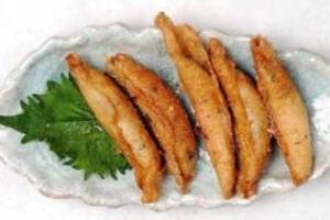 鶏皮餃子
