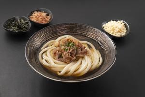(温)黒毛和牛の極太おうどん～たぬき～