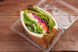 野菜たっぷりポテサラサンド