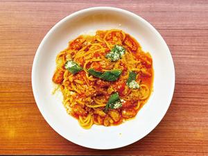 自家製パンチェッタのフレッシュトマトパスタ Homemade pancetta and fresh tomato pasta