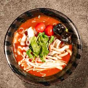 麻辣湯 トマト お好みでカスタマイズ！