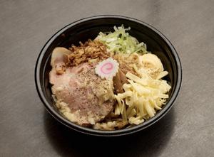 チーズ油そば
