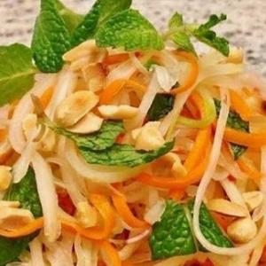 グリーンパパイヤサラダ Goi du du