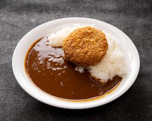 おいしいメンチカツカレー