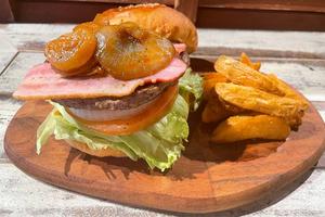 バーベキューバーガー BBQ Burger