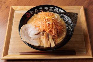 辛ネギ豚骨味噌らーめん