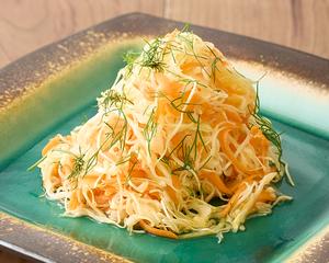 リンゴ風味キャベツサラダ apple flavored cabbage salad