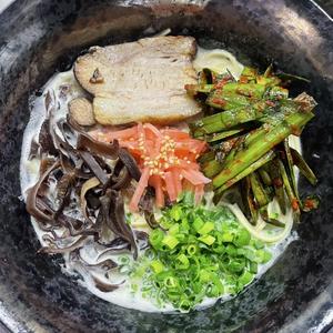 ニラキムチラーメン