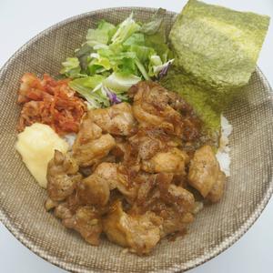 鶏もも肉のネギ照り焼き丼