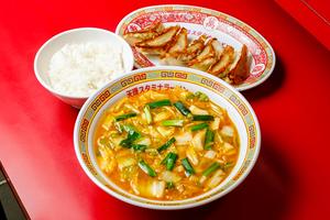 [80円お得]スタミナラーメン+ギョーザ+ごはんセット