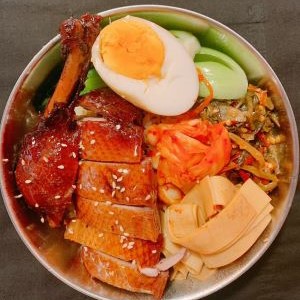 鶏もも肉と甘皮鴨丼/腿 甜皮盖