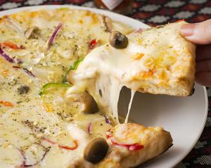 ナンピザ naan pizza