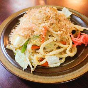 【人気No.7】カツオ節香る焼きうどん