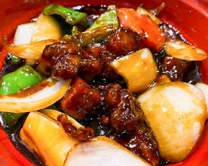 黒酢豚 Stir Fried Pork with Black Vinegar