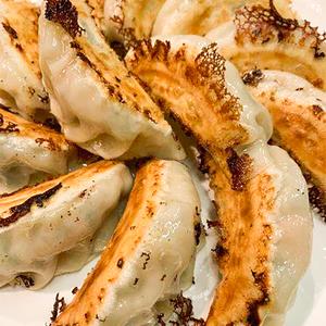 八百屋さんの餃子(8ケ)