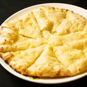 raja チーズガーリックナンCheese Garlic Nan