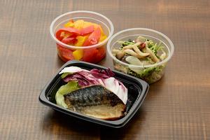 日替わりメイン惣菜(魚)＆おばんざい2種