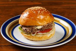 クラシックバーガー CLASSIC BURGER