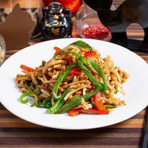 チンジャオロース Pork and Green Pepper Stir-Fry