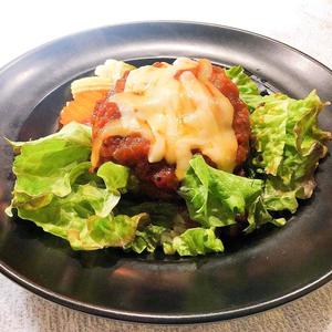 煮込みハンバーグ
