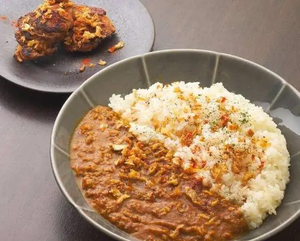 季喜のキーマカレー[ジャークチキン乗せ]※辛さ(ジャークチキン分)★★★+★