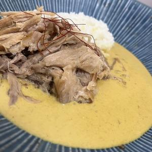 豚の丸焼ココナッツカレー