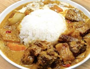 414.牛バラと牛すじのカレーライス