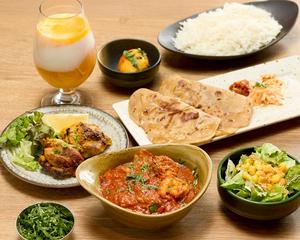 完熟トマトのプローンマサラ+ホームスタイルパラタセット Prawn Masala+Home Style Paratha Set