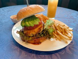 アボカドチェダーチーズバーガー