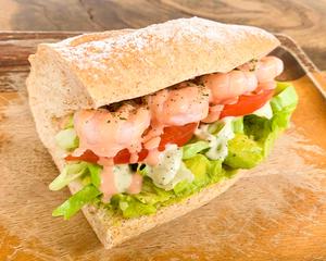 シュリンプアボカドトマト Shrimp Avocado Tomato