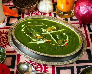 チキンスピナッチカレー Chicken Spinach Curry
