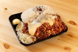 1キロヤンニョムチーズからあげ弁当