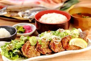 【焼肉★★】厚切り！ねぎ塩豚カルビ定食