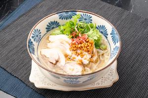 グティオガイ(鶏肉タイラーメン)