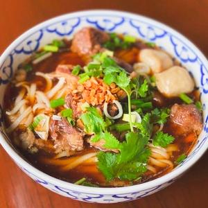 牛肉ラーメン
