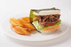 ビーフスパイシーバーガー