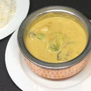 グリーンカレー(タイ料理ライス付) Green Thai Curry with rice