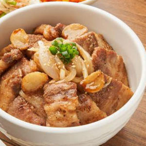 サムギョプサル丼[スープ付き]