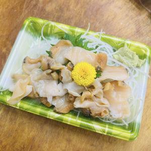 大盛りつぶ貝刺身